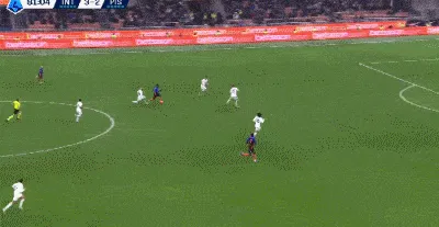 PG电子中国官网-迪马尔科禁区左路凌空抽射击中立柱破门，国米4-2比萨